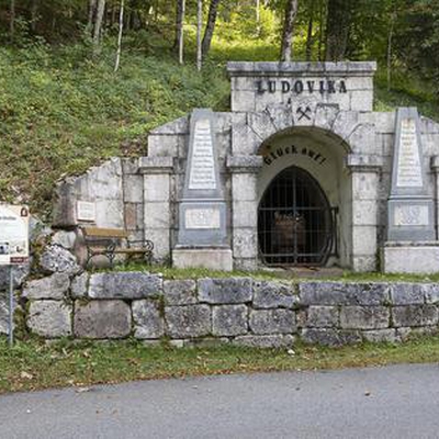 Portal des Maria Ludovika-Stollens