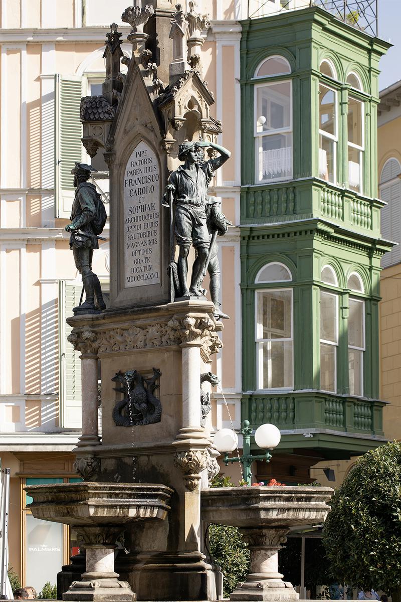 Franz-Carl-Brunnen