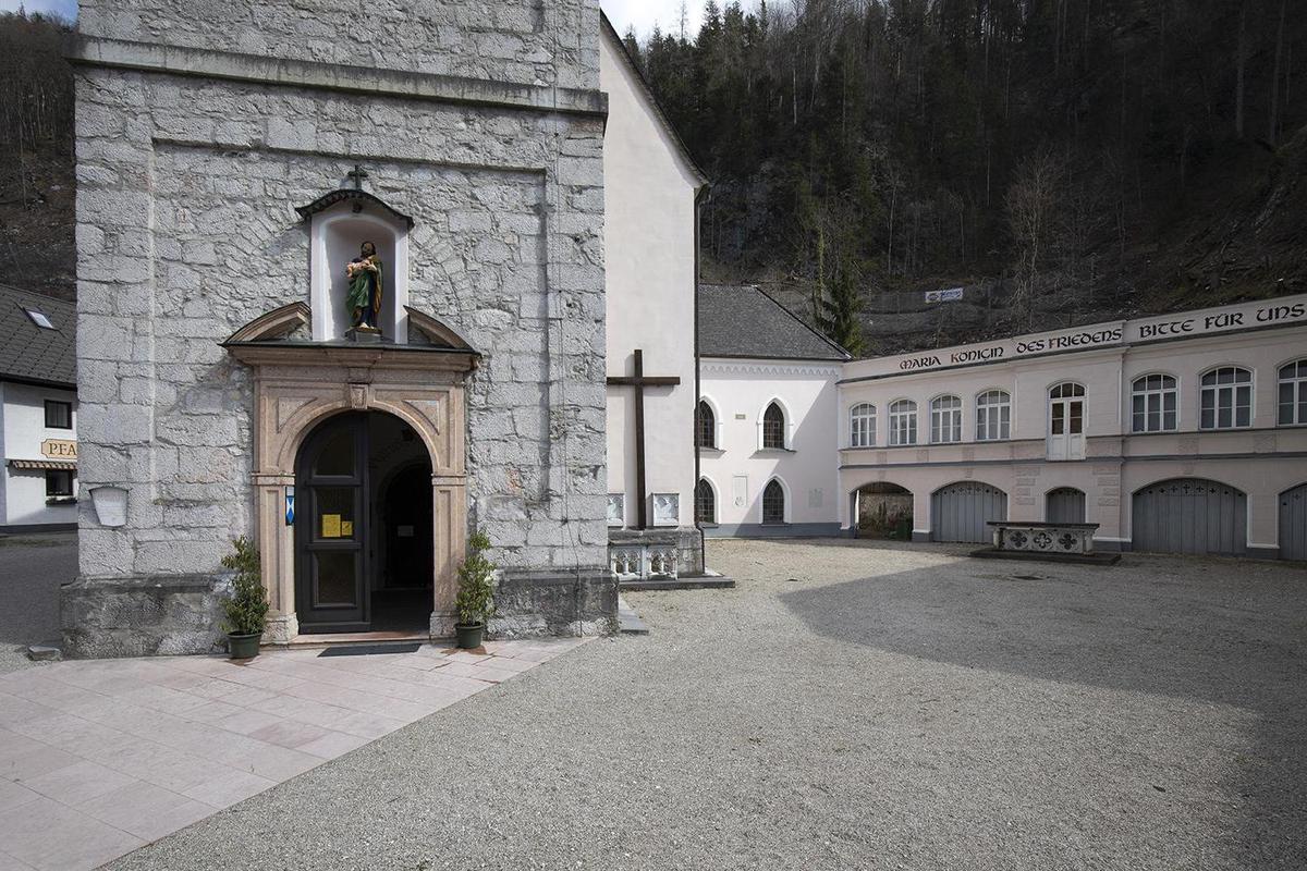 Kath. Pfarrkirche Mariae Himmelfahrt Lauffen