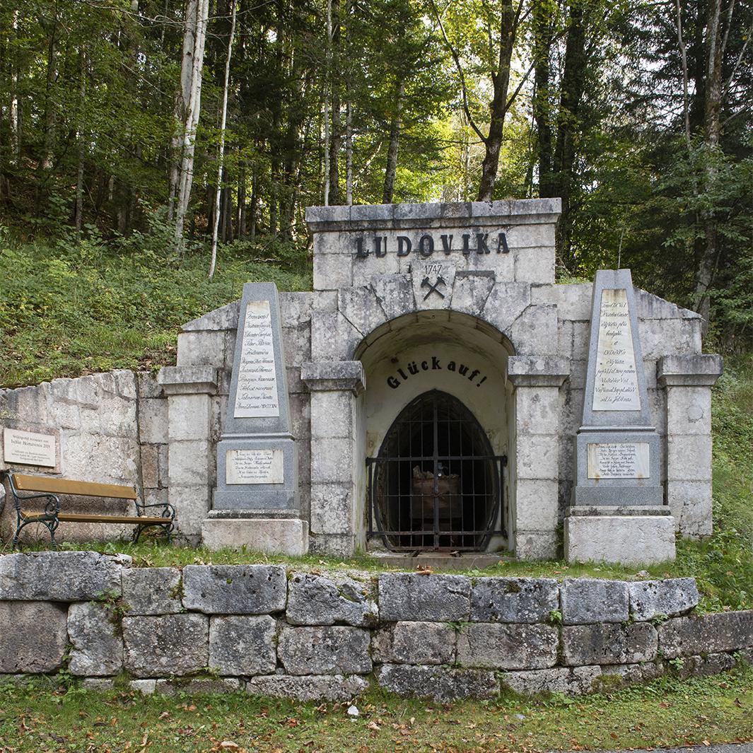 Portal des Maria Ludovika-Stollens